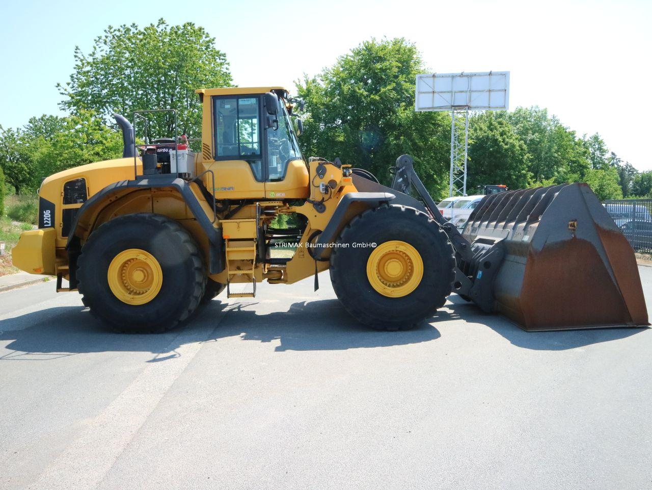 фронтальный погрузчик VOLVO L220G