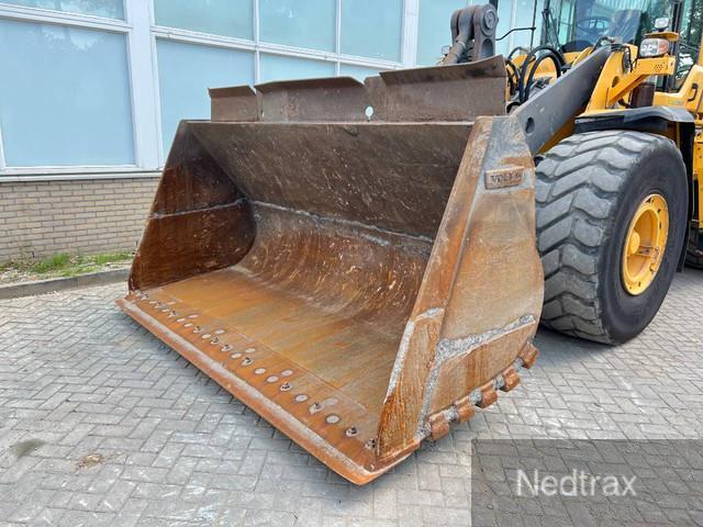 фронтальный погрузчик VOLVO L150H