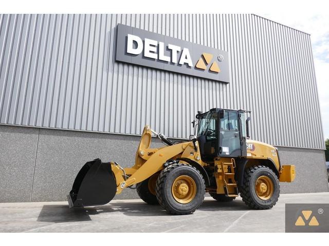 фронтальный погрузчик CATERPILLAR 920