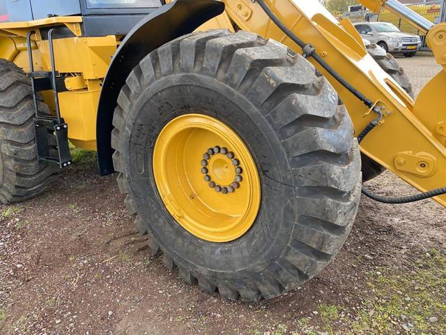 фронтальный погрузчик CATERPILLAR 924 G