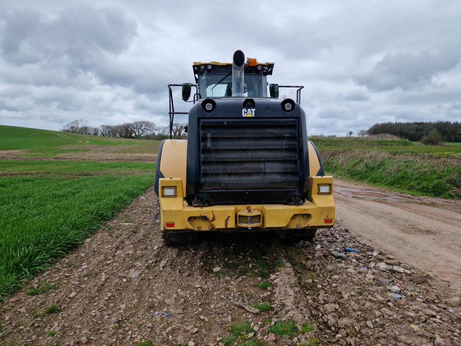 фронтальный погрузчик CATERPILLAR 950M