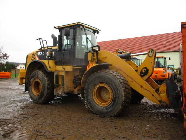 фронтальный погрузчик CATERPILLAR 962K