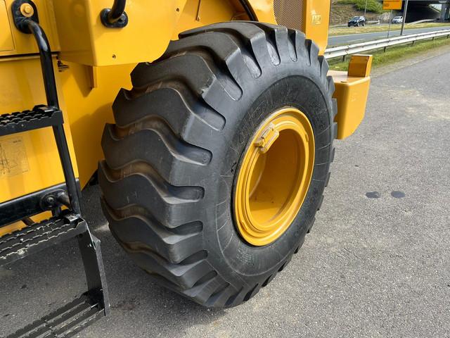 фронтальный погрузчик CATERPILLAR 950GC