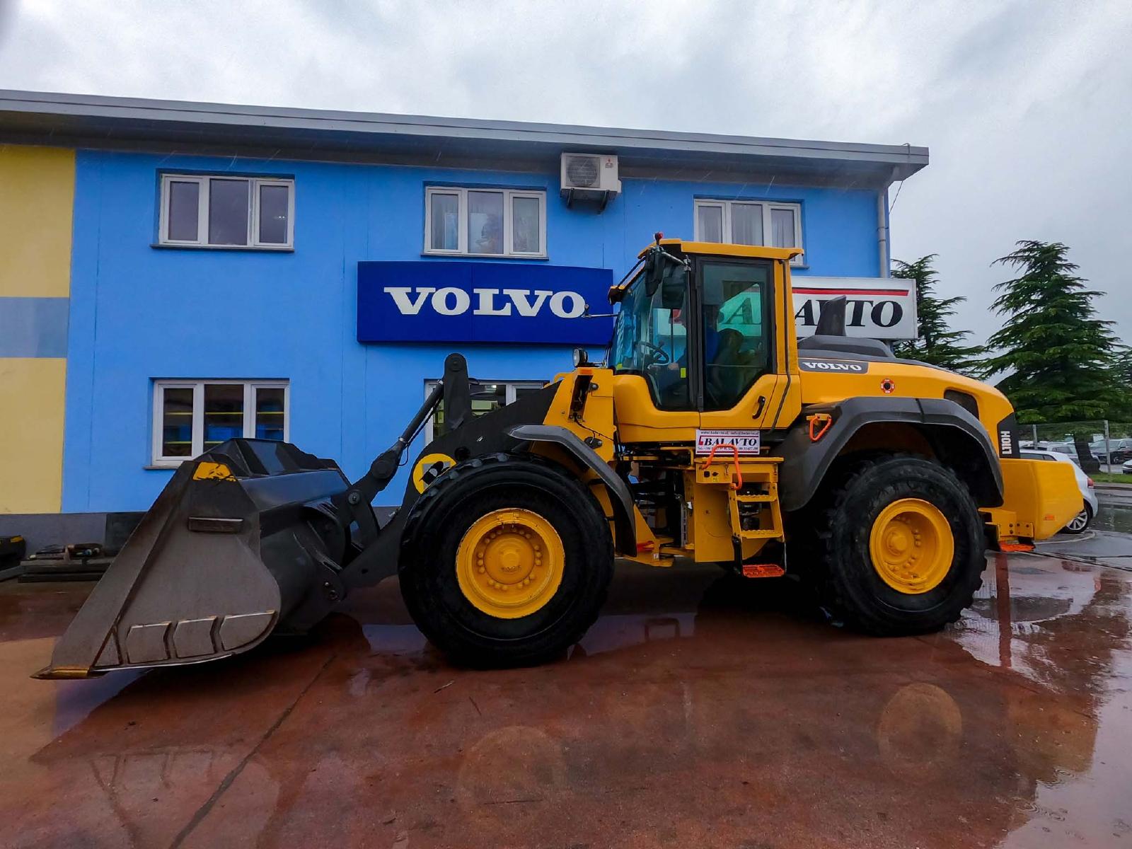 фронтальный погрузчик VOLVO L110H