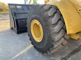 фронтальный погрузчик CATERPILLAR 966M