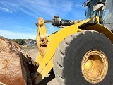 фронтальный погрузчик CATERPILLAR 972K