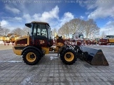 фронтальный погрузчик JCB 409