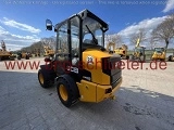 фронтальный погрузчик JCB 403 Plus