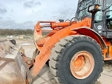 фронтальный погрузчик HITACHI ZW 220-5