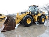 фронтальный погрузчик CATERPILLAR 966M