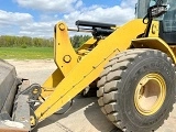 фронтальный погрузчик CATERPILLAR 950M