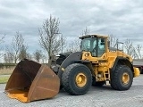 фронтальный погрузчик VOLVO L250H