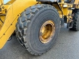 фронтальный погрузчик CATERPILLAR 966K