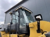 фронтальный погрузчик CATERPILLAR 950M