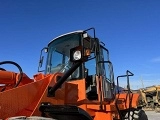 фронтальный погрузчик HITACHI W 190