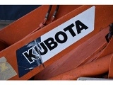 фронтальный погрузчик KUBOTA R410