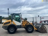 фронтальный погрузчик LIEBHERR L 506 Compact