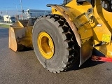 фронтальный погрузчик CATERPILLAR 966M