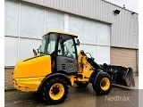 фронтальный погрузчик JCB 406