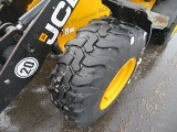 фронтальный погрузчик JCB 407