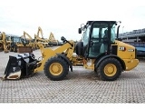 фронтальный погрузчик CATERPILLAR 906M