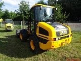 фронтальный погрузчик JCB 407