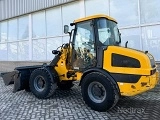 фронтальный погрузчик JCB 406