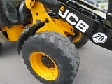 фронтальный погрузчик JCB 407