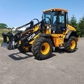 фронтальный погрузчик JCB 413 S