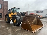 фронтальный погрузчик VOLVO L250G