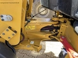 фронтальный погрузчик CATERPILLAR 907M