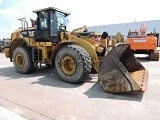 фронтальный погрузчик CATERPILLAR 966K