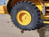 фронтальный погрузчик VOLVO L120F