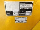 фронтальный погрузчик CATERPILLAR 910