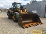 фронтальный погрузчик CATERPILLAR 966M