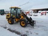 фронтальный погрузчик JCB 407