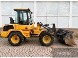 фронтальный погрузчик VOLVO L30G