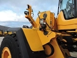 фронтальный погрузчик VOLVO L180H