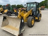 фронтальный погрузчик CATERPILLAR 906M