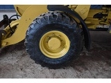 фронтальный погрузчик CATERPILLAR 908 H2