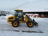 фронтальный погрузчик JCB 407