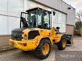 фронтальный погрузчик VOLVO L30G