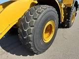 фронтальный погрузчик CATERPILLAR 966M