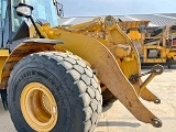 фронтальный погрузчик CATERPILLAR 966H