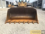 фронтальный погрузчик CATERPILLAR 966M