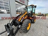 фронтальный погрузчик JCB 409