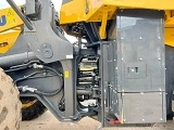 фронтальный погрузчик KOMATSU WA600-8