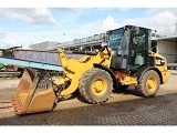 фронтальный погрузчик CATERPILLAR 906M