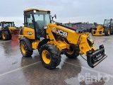 фронтальный погрузчик JCB TM 220