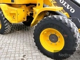 фронтальный погрузчик VOLVO L30G